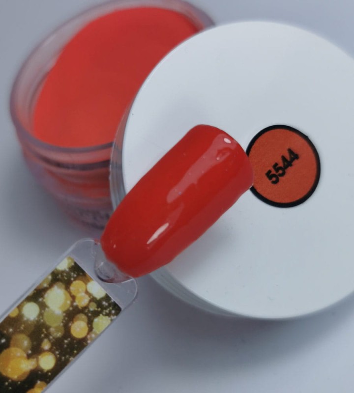 5544 CUCCIO Puder Tytanowy red orange undertones 14g
