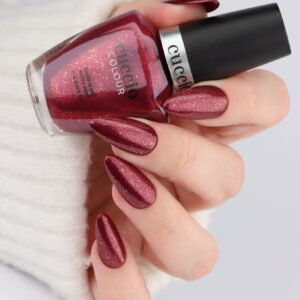 1363 CUCCIO burgund z drobinkami lakier do paznokci 13 ml mystic muse